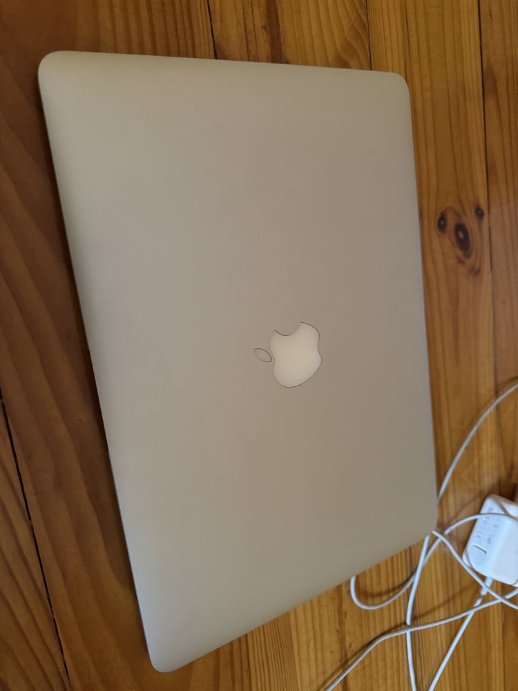 Apple macbook air 2017