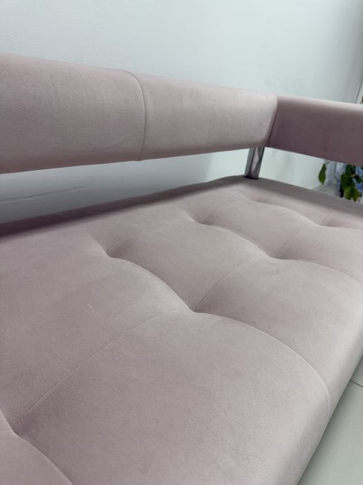 Диван для зони очікування