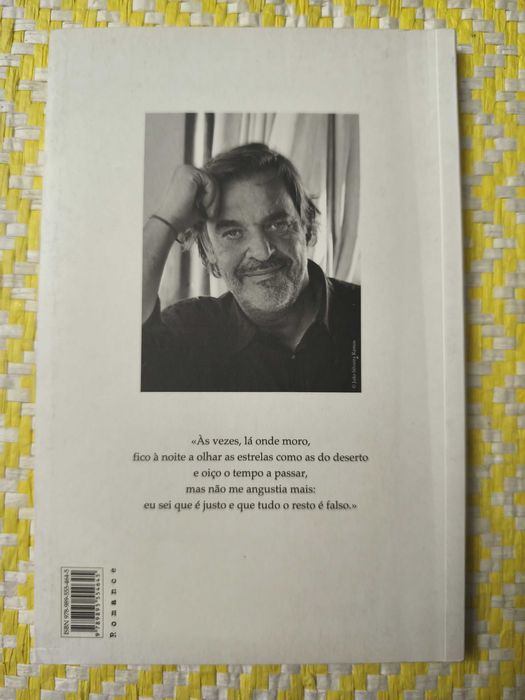 No teu deserto – 
Miguel Sousa Tavares