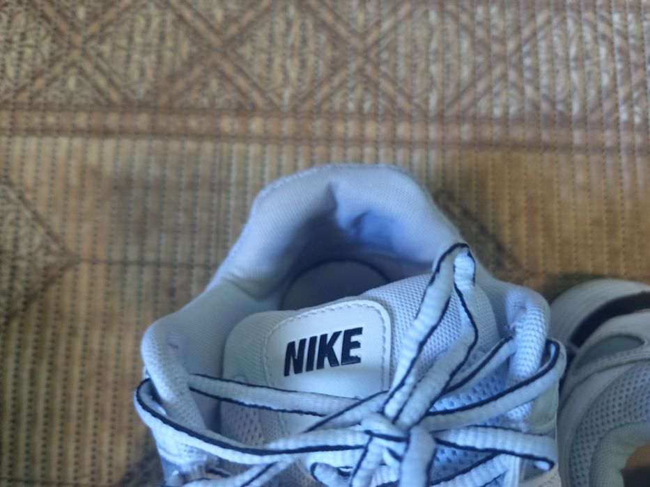 кросівки NIKE P6000