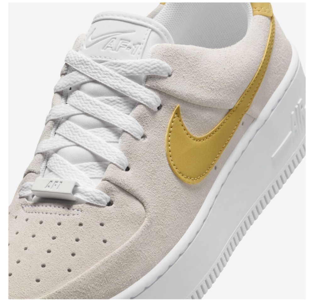 Кросівки Nike Air Force 1 Sage Low оригінал