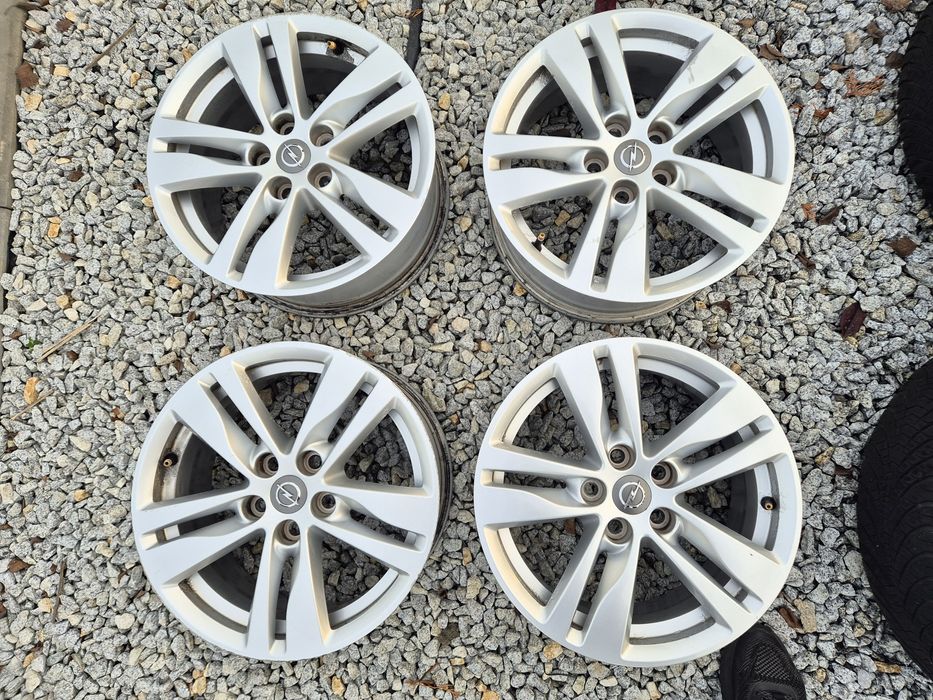 Felgi aluminiowe Opel Astra J K 16 5x105 7J et41 orginal