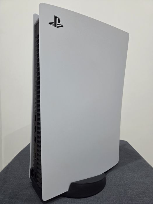 Konsola PlayStation 5 CFI-1216A Pamięć 2 TB ! Pad z efektem Halla