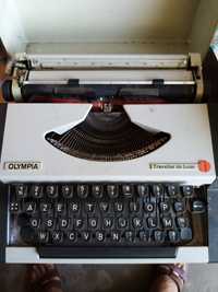 Máquina escrever Olympia Traveller luxe