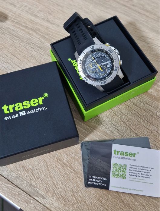 Traser  годинник