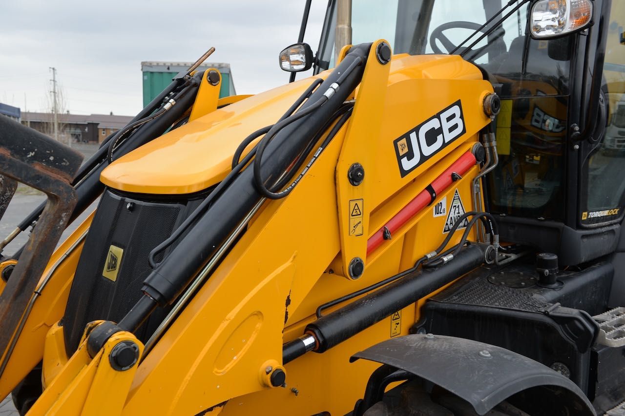 JCB 3CX 2020
14FMWM