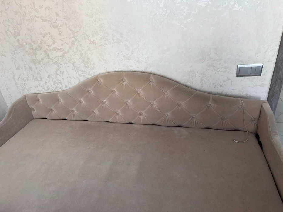 Продам диван + крісло