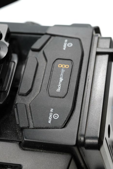 Blackmagic URSA 4K + rig Zacuto + SolidPod CFast 2.0, super stan