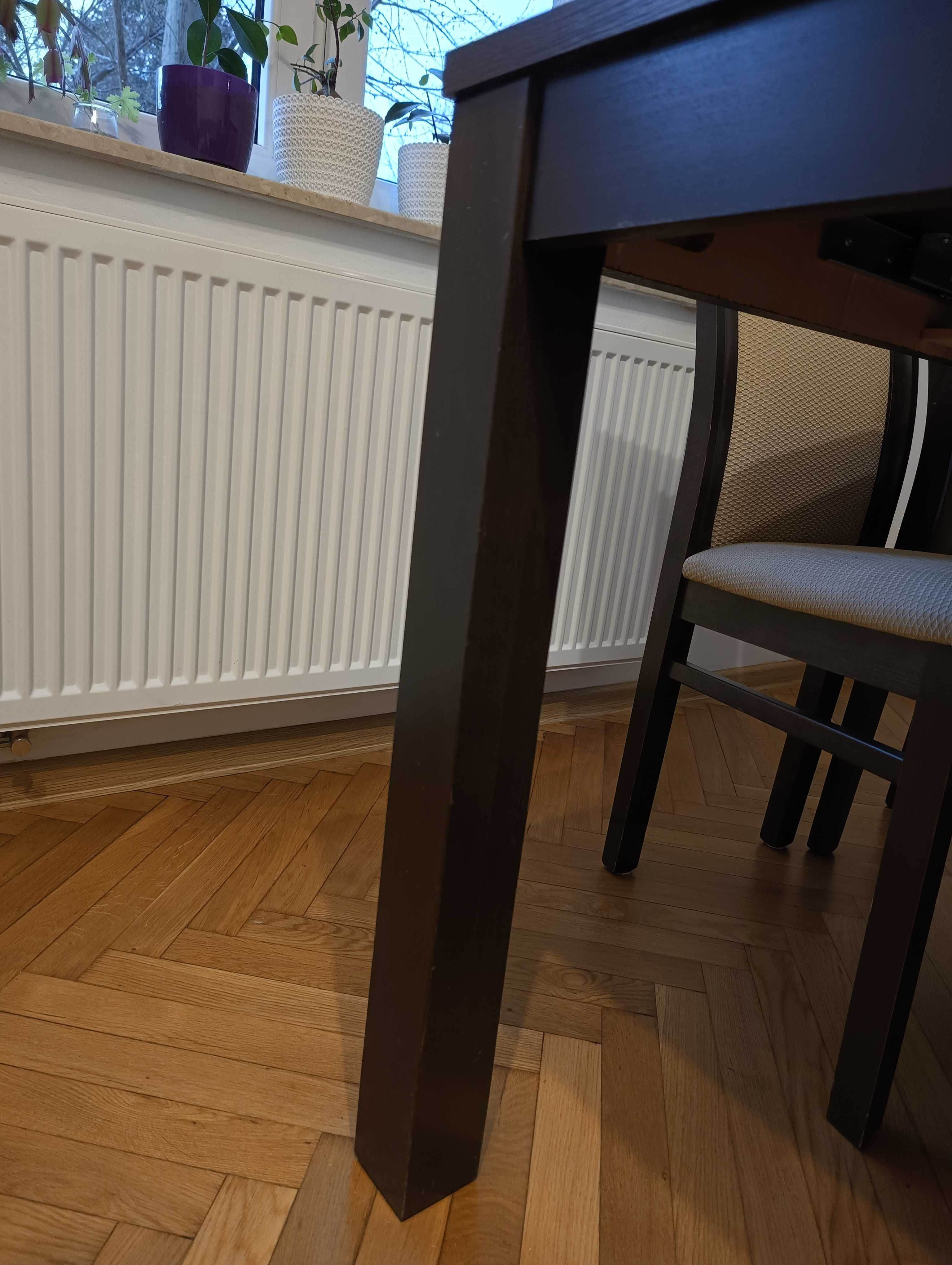 Stół i 6 krzeseł