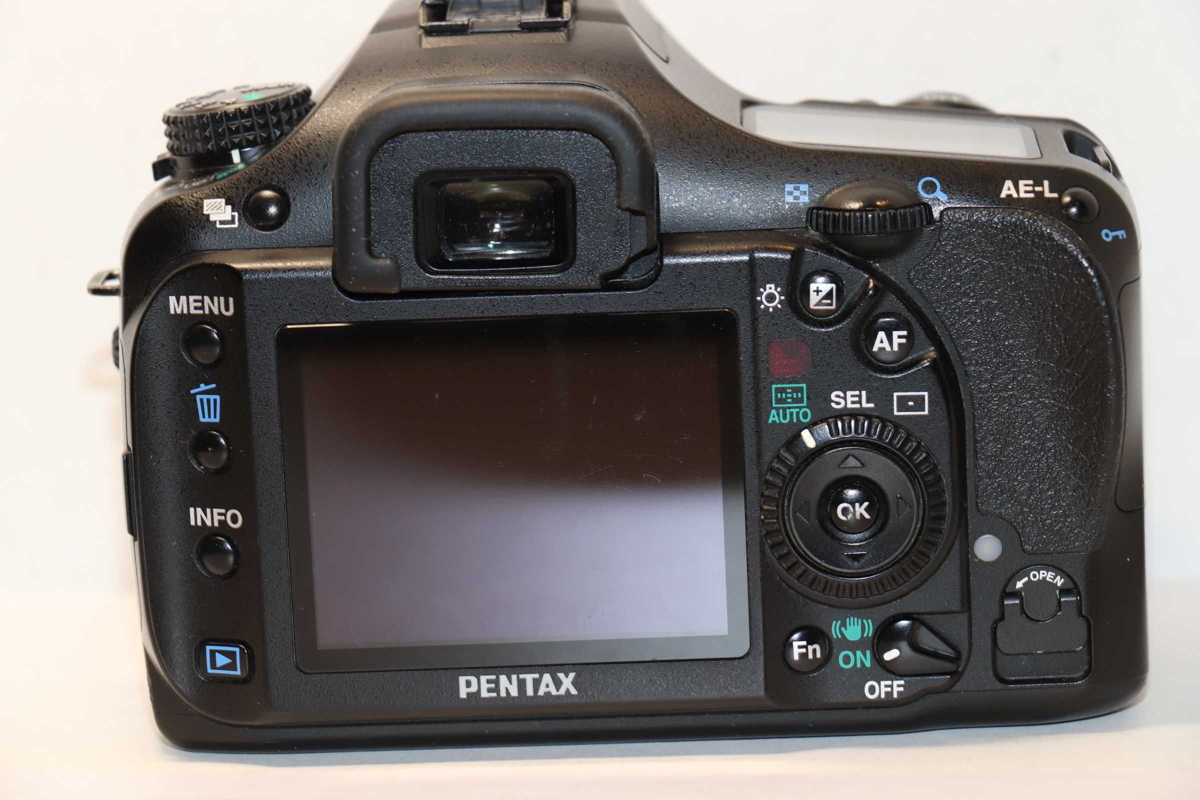 Фотоаппарат Pentax K20D + 35mm f/2.4 AL SMC DA! Отличное состояние!