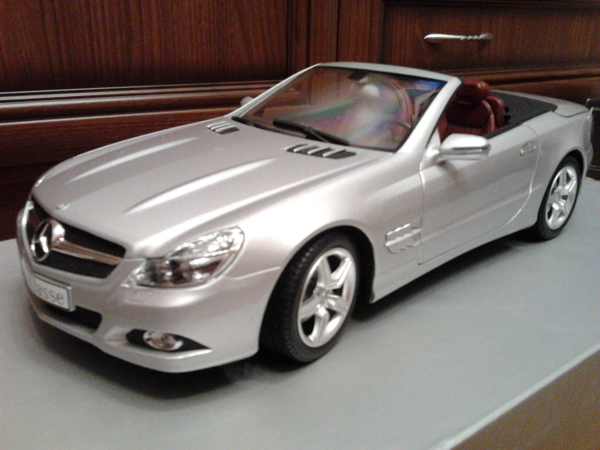 MERCEDES BENZ SL R231 масштаб 1:18