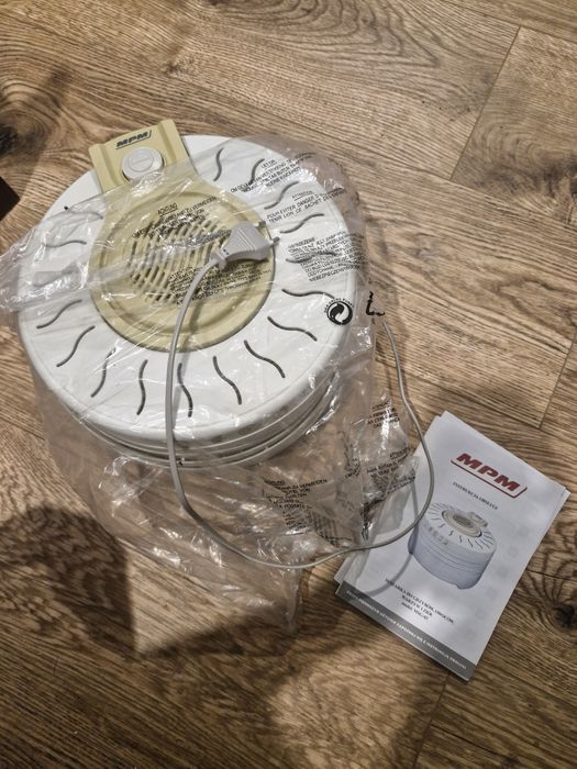 Suszarka do owoców grzybów MPM 250W