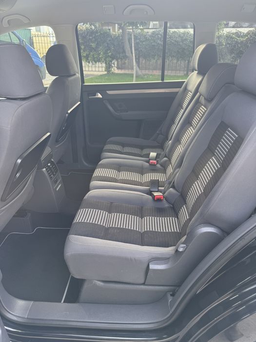 Volkswagen Touran 2009 р. 1,6mpi