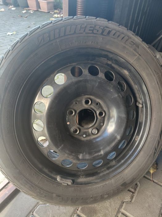 Opony zimowe Felgi stalowe Kołpaki Mercedes