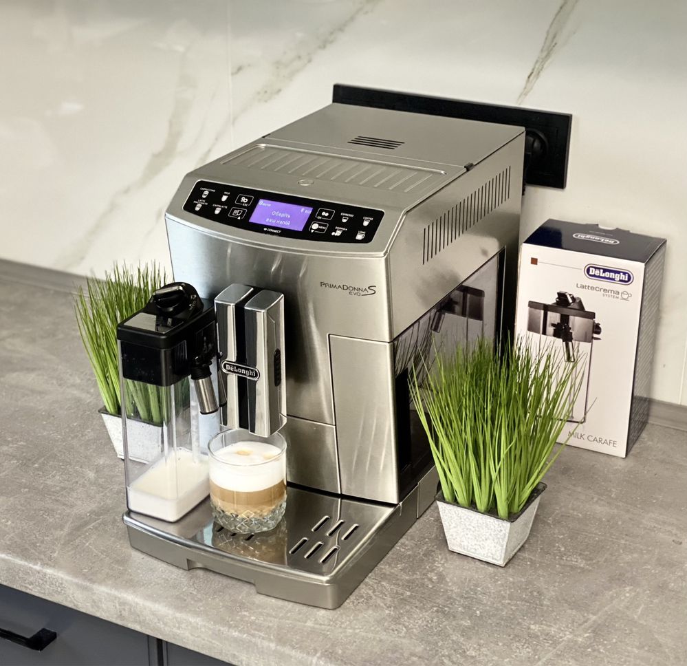 Кофемашина Delonghi PrimaDonna S Evo. Connect