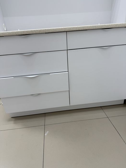 Кухня, комод, стерилізаційна