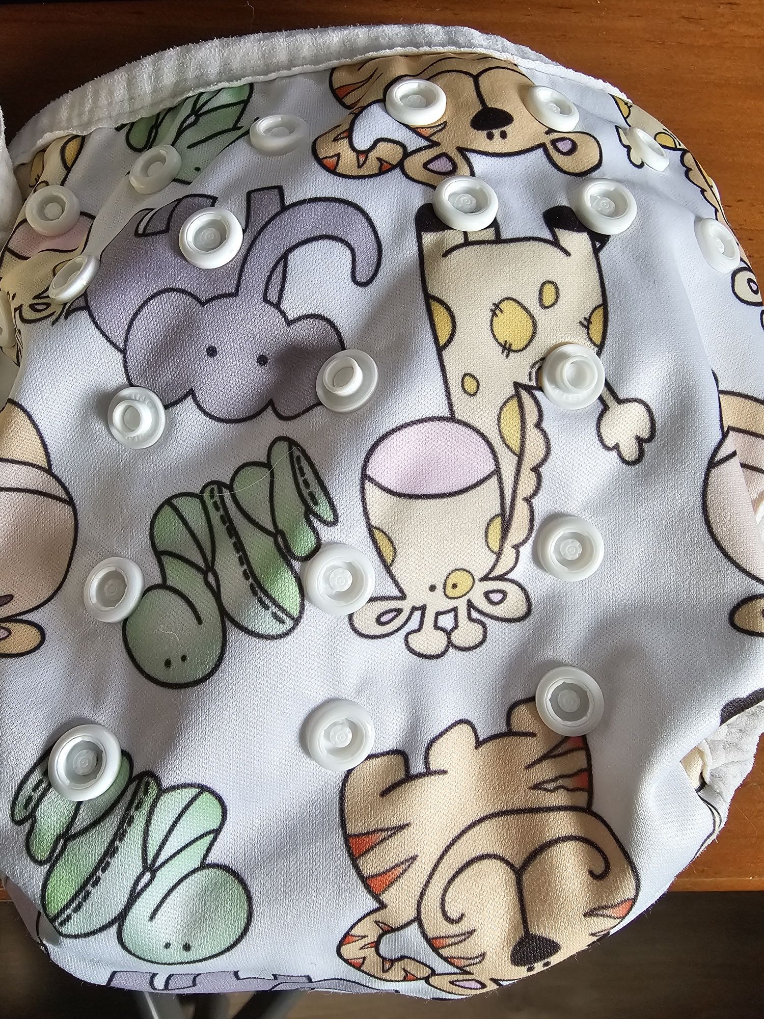 Fraldas reutilizáveis (30+absorventes)