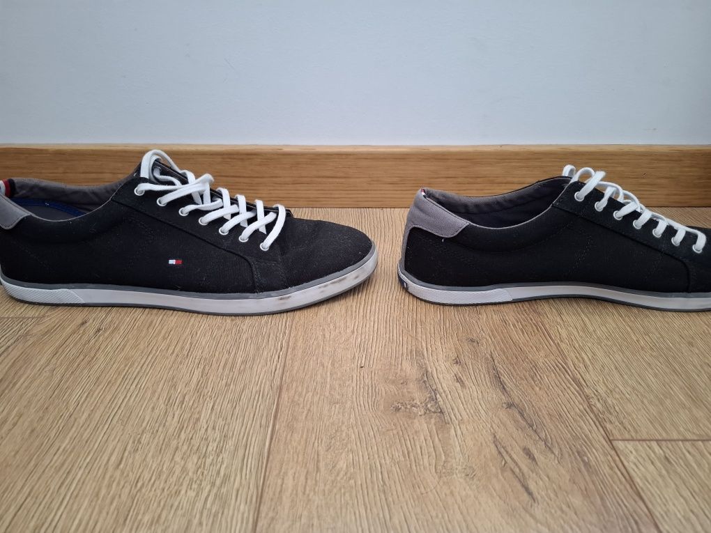 Excelente Tommy Hilfiger Canvas Lace Up Black
