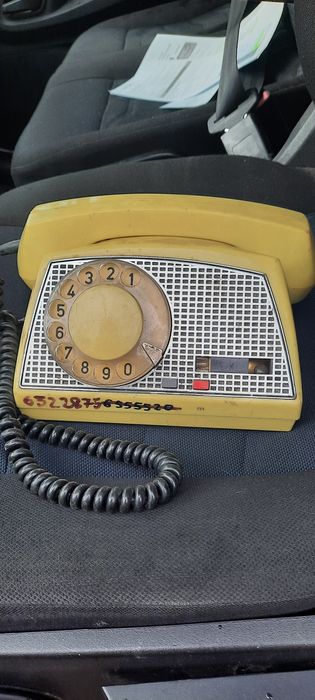 Telefon stacjonarny PRL