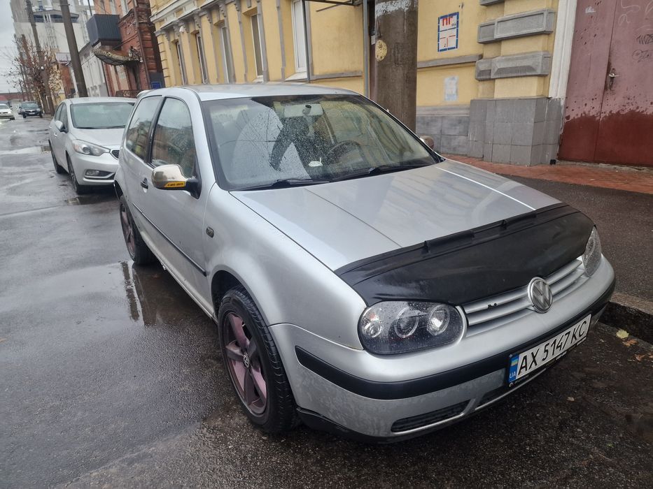 Volkswagen golf 4