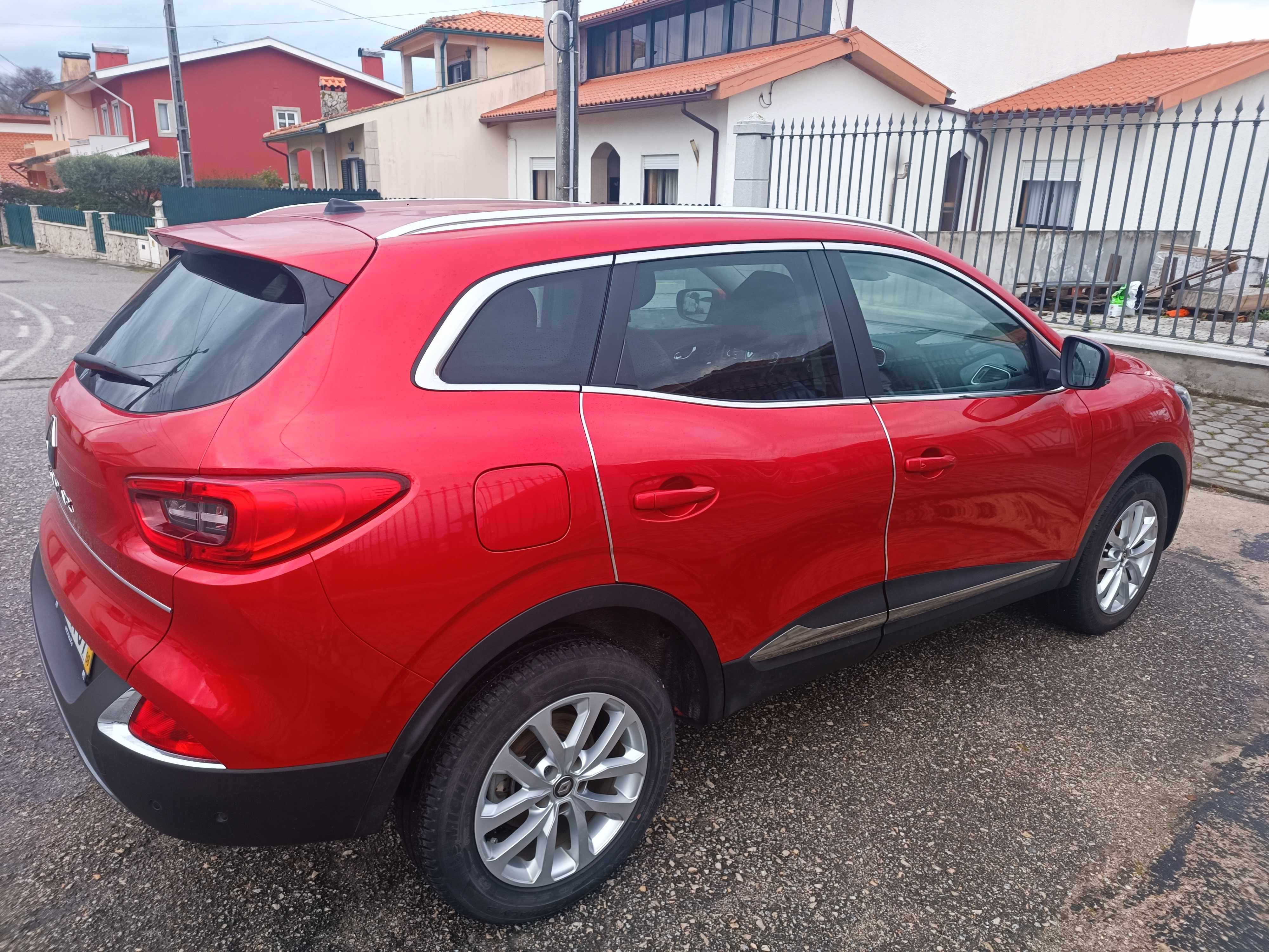 Renault Kadjar 1.5dCi Exclusive, de 2018, em excelente estado.