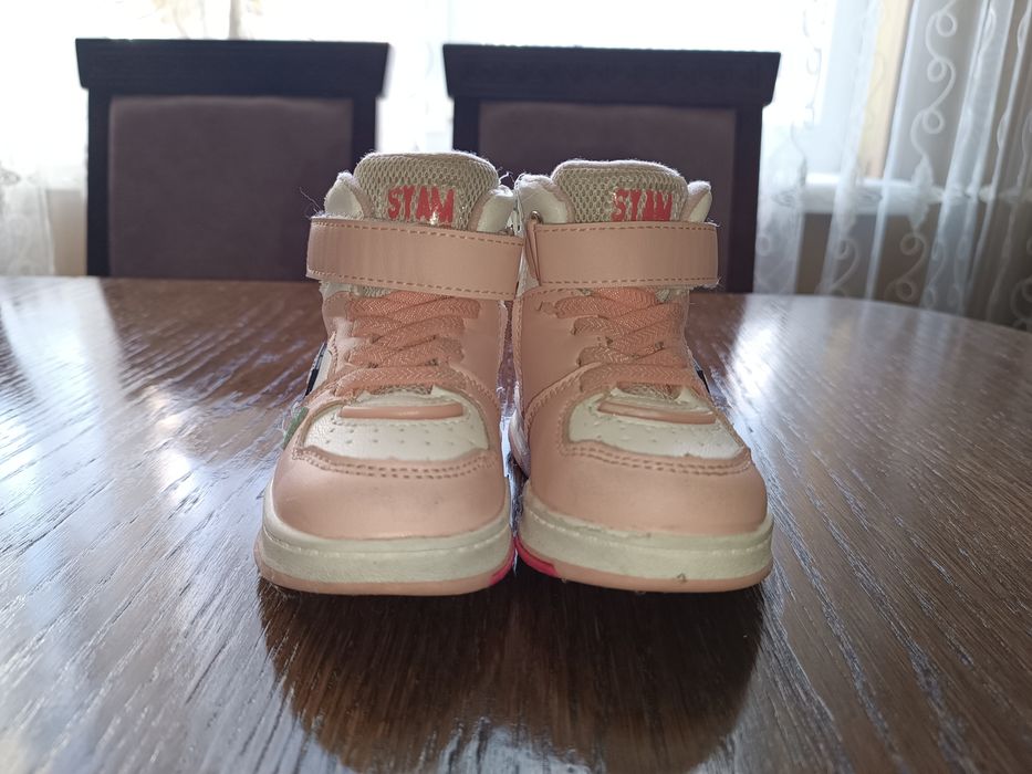 Хайтопи, черевички, чобітки 23 розмір