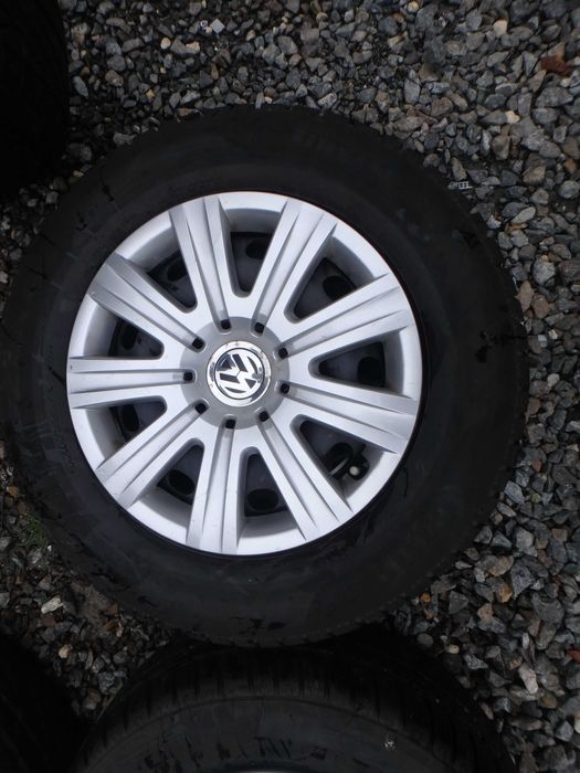 Koła Stalowe Zimowe VW Tiguan 215/65r16 98H Pirelli