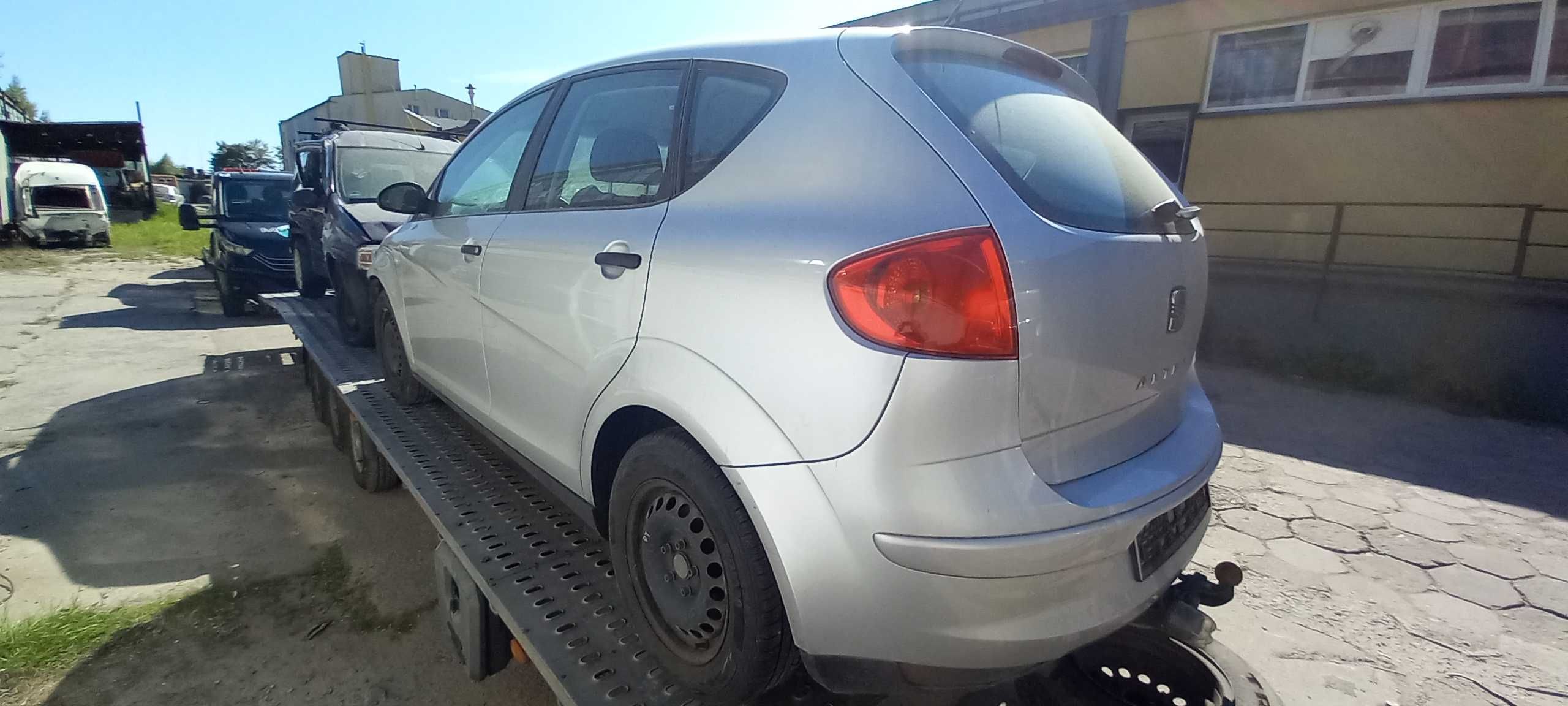 *2005 Seat Altea 1.9 TDI 105KM BJB kolor LS7Y Silnik części