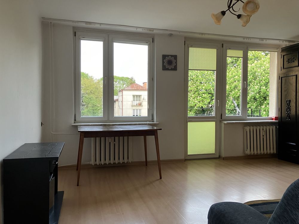 Kawalerka 30m ul. 3 maja, 2 piętro z balkon piwnica