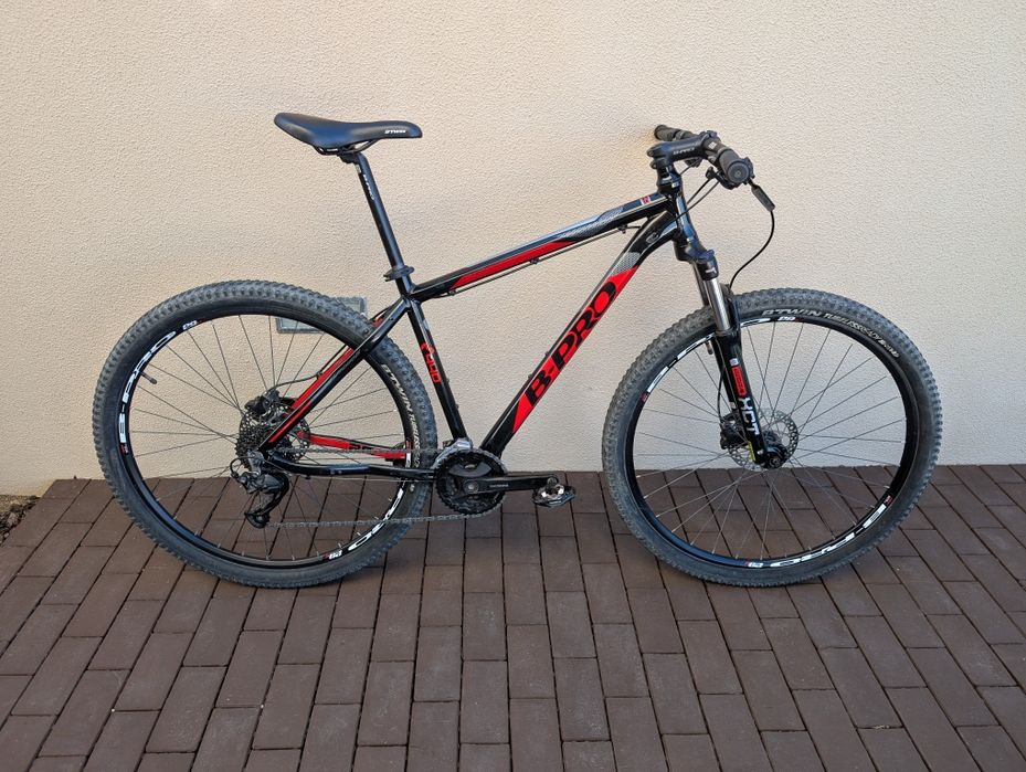 Bicicleta de Montanha (BTT) B-PRO M940 / Roda 29" - Excelente Estado e