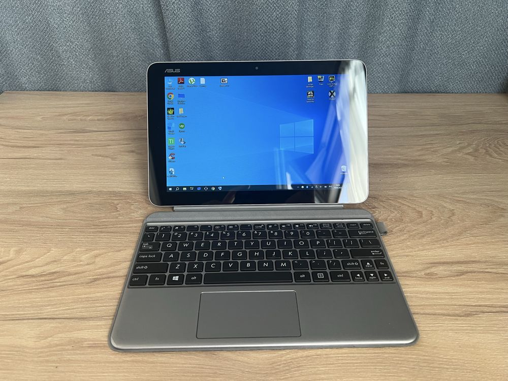Прекрасний Планшет-Ноутбук Asus Transformer t102ha Трансформер