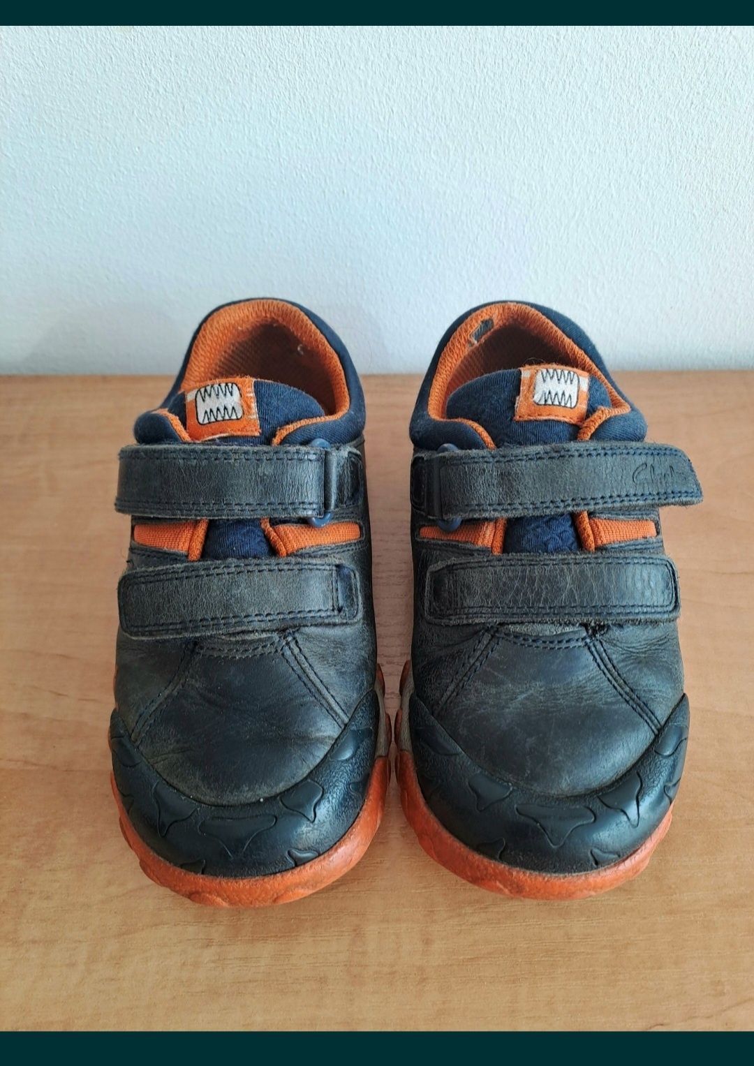 Buty skórzane chłopięce clarks rozmiar 28