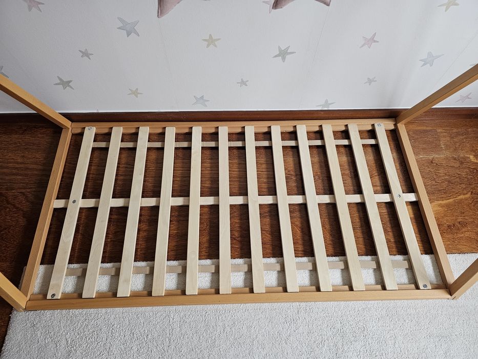 Cama MONTESSORI para criança