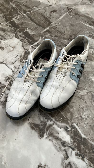 Продам взуття для гри в гольф adidas 46 розмір