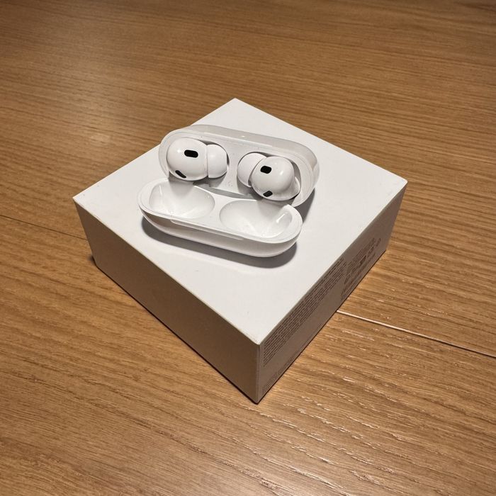 Słuchawki dokanałowe APPLE AirPods Pro II ANC Biały (Etui z USB-C)