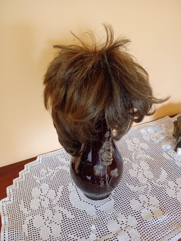 Продам парик жіночий