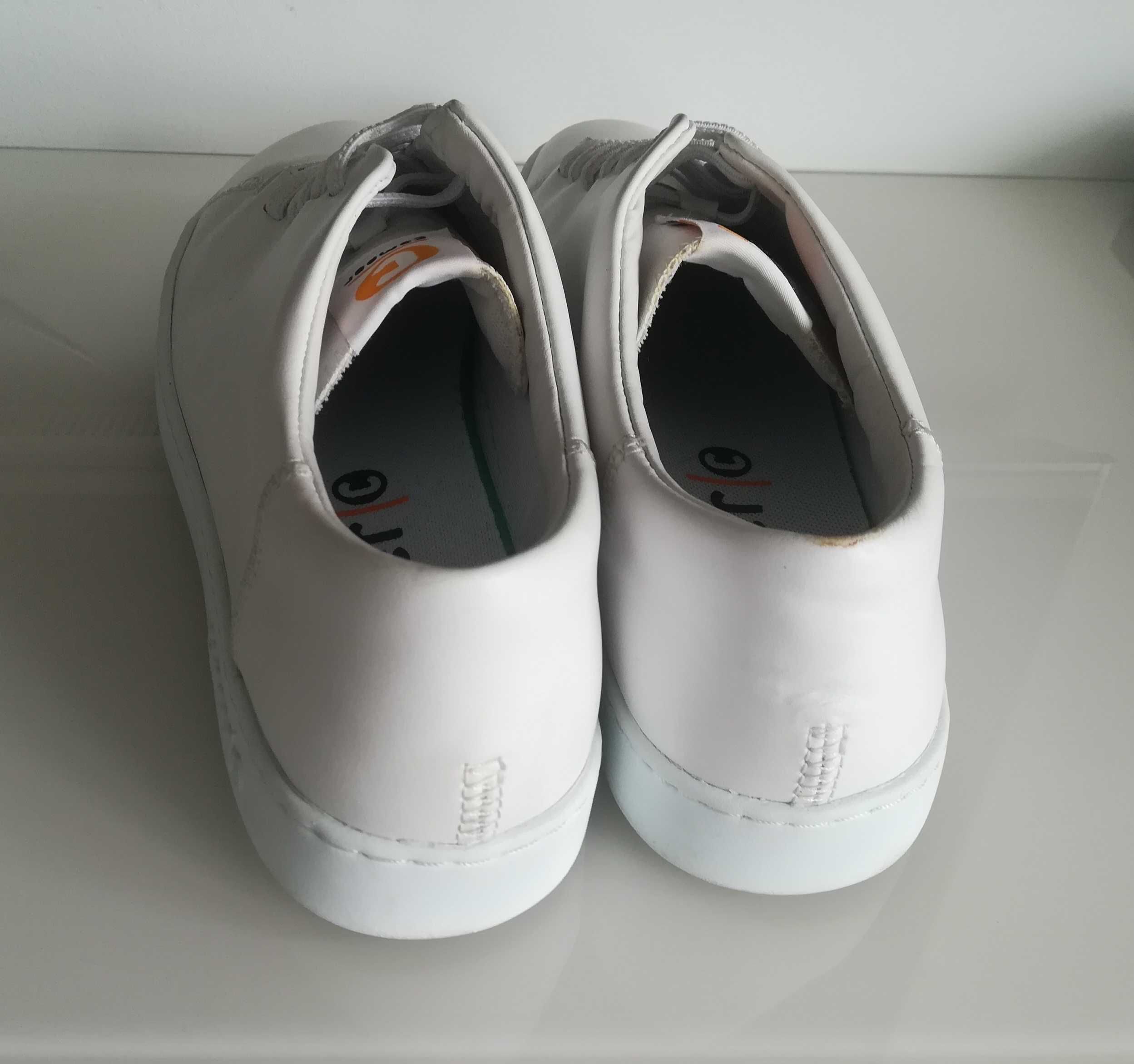 Camper 43 buty białe jak nowe