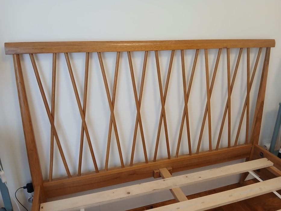 Cama de casal de madeira (La Redoute) + colchão