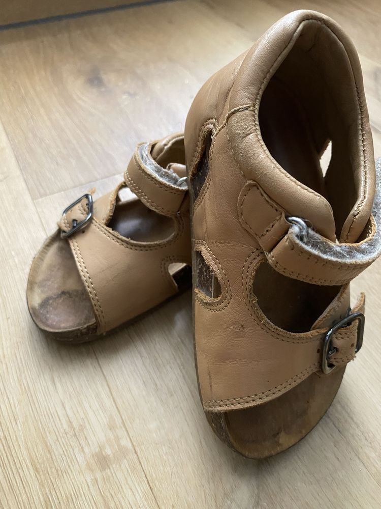 Sandały skorzane chłopięce beżowe Lasocki Kids