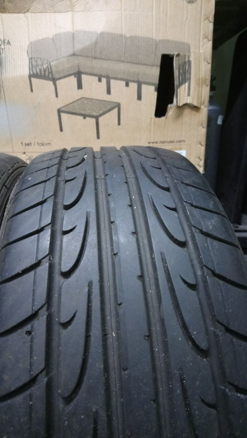 Opony Dunlop letnie 215/45 r. 16