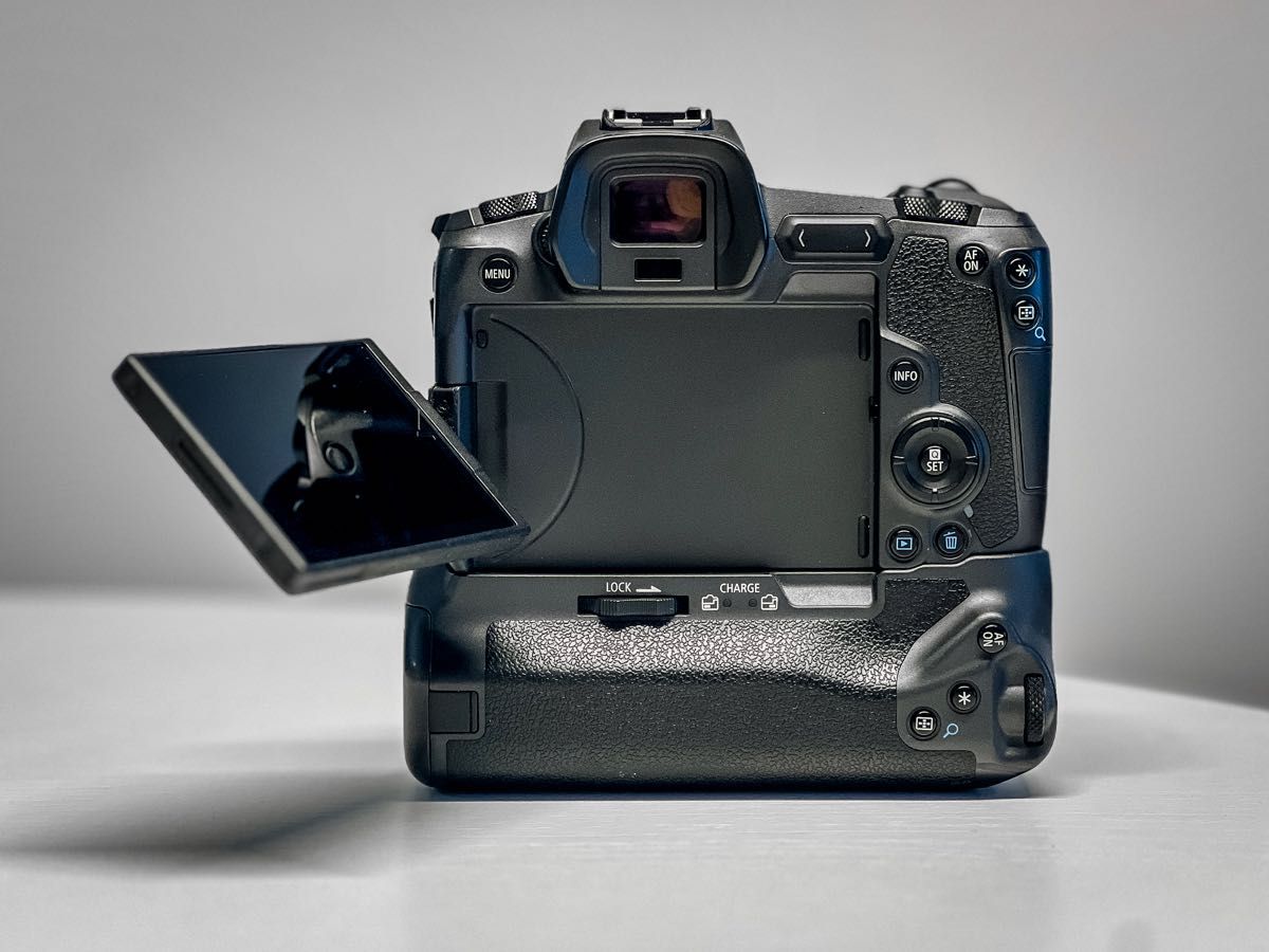 Canon EOS R body + grip - przebieg 50 tyś