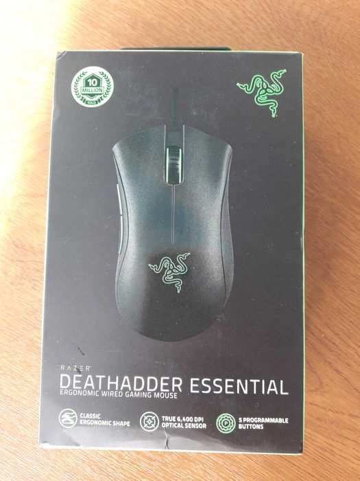Мишка Razer deathadder essential
