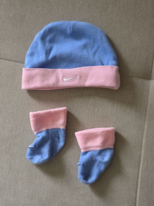 Czapka skarpetki noworodek 56 62