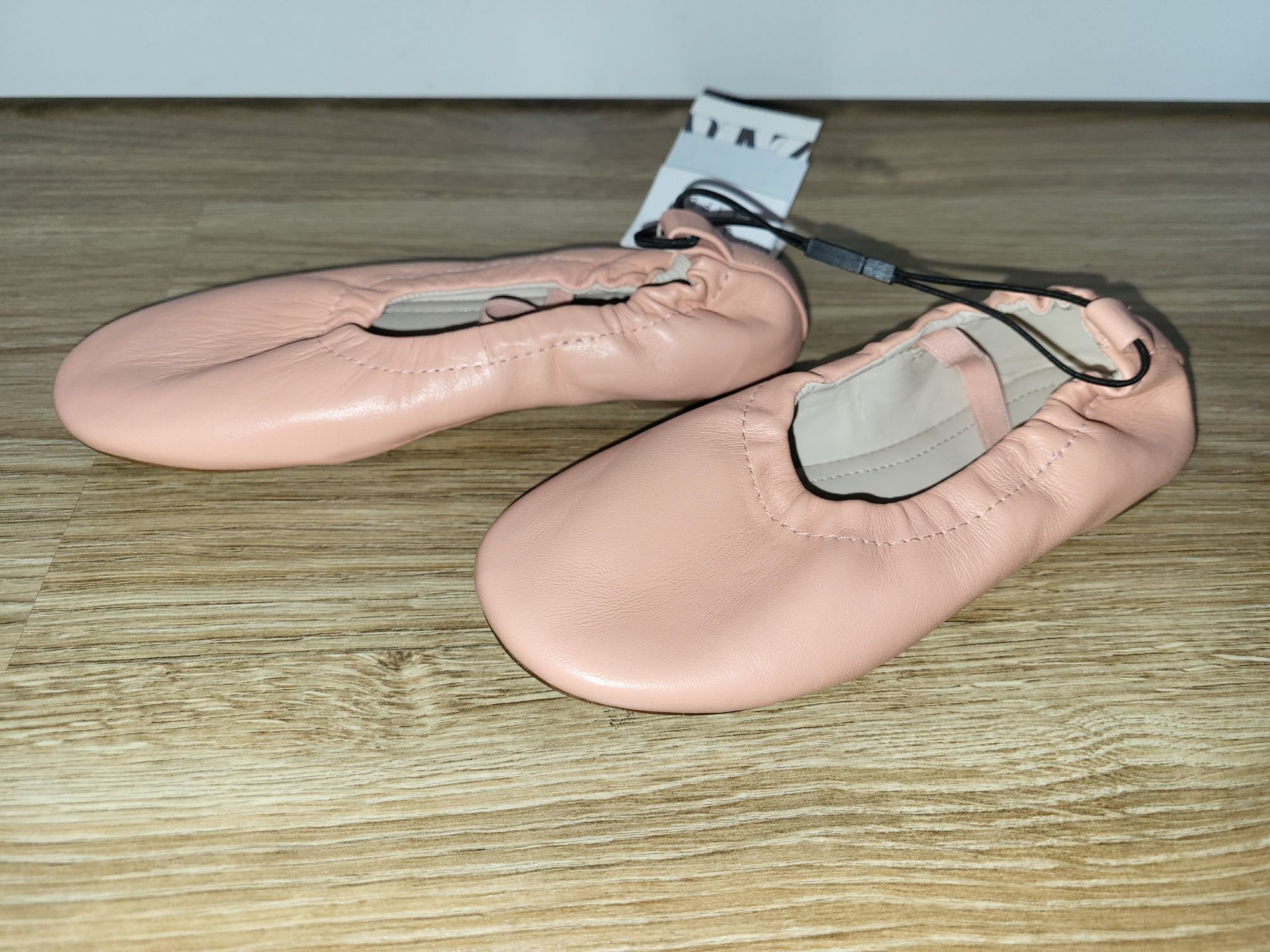Buty skórzane baletki ZARA roz 30