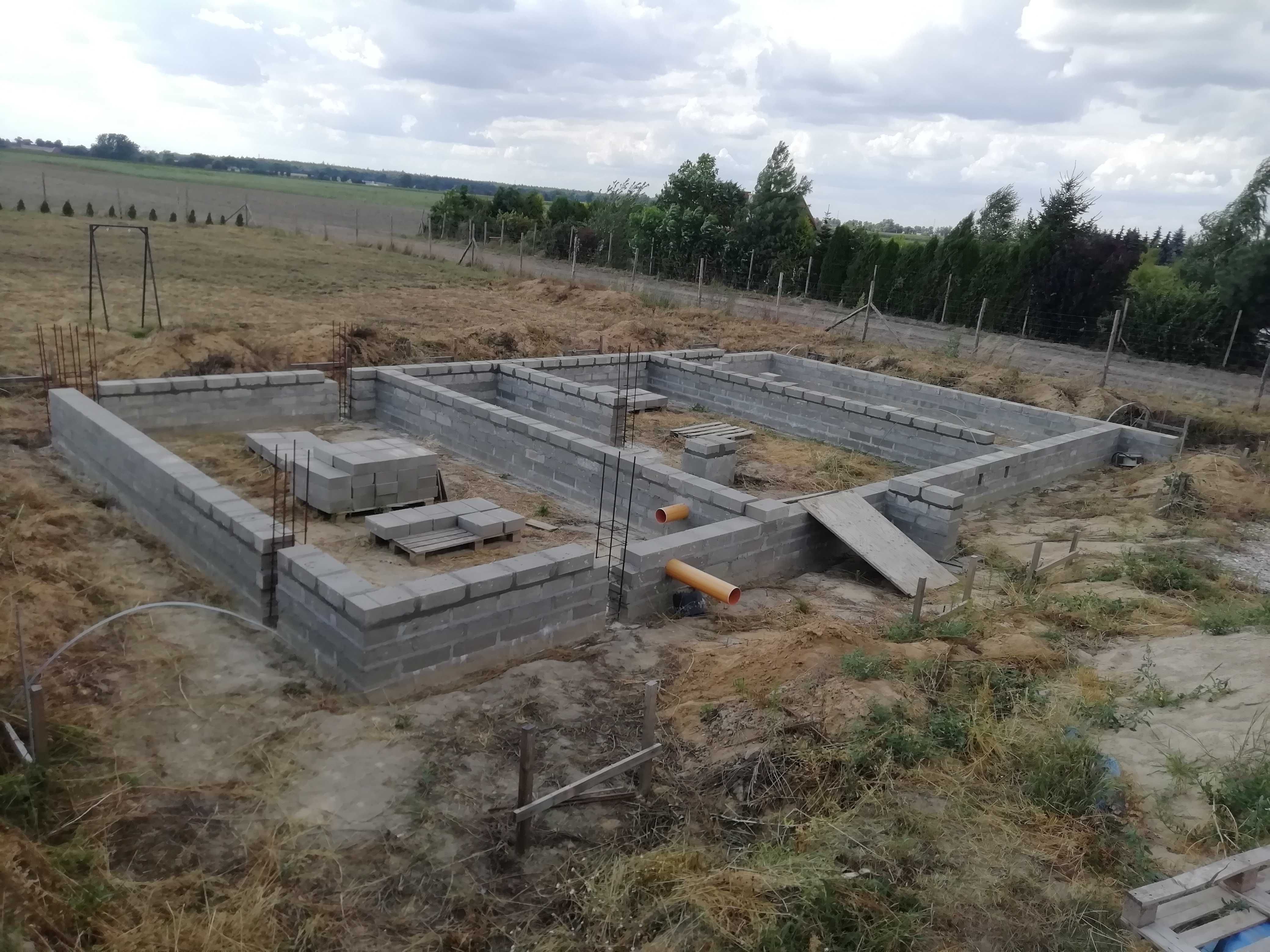 Działka budowlana Przecław / pozwolenie na budowę, rozpoczęta budowa