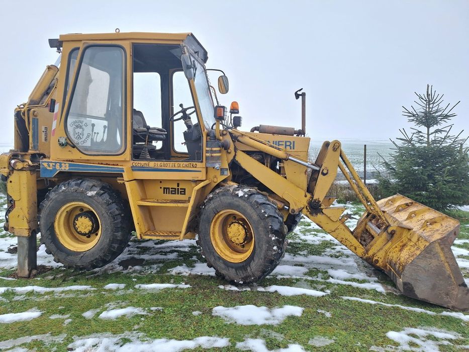 Koparko ładowarka Venieri 6.33 4x4 JCB2CX