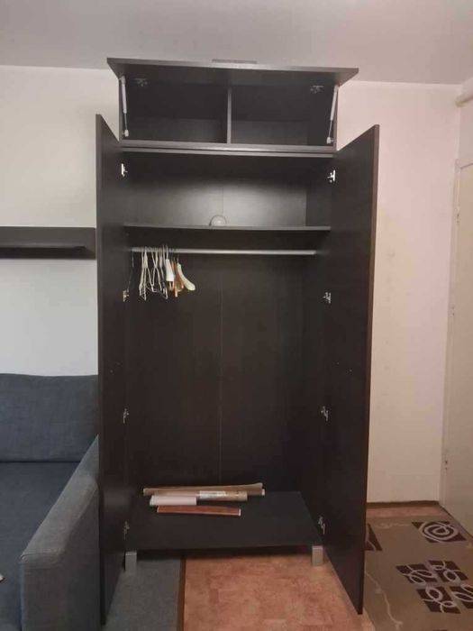 zestaw mebli pokojowych