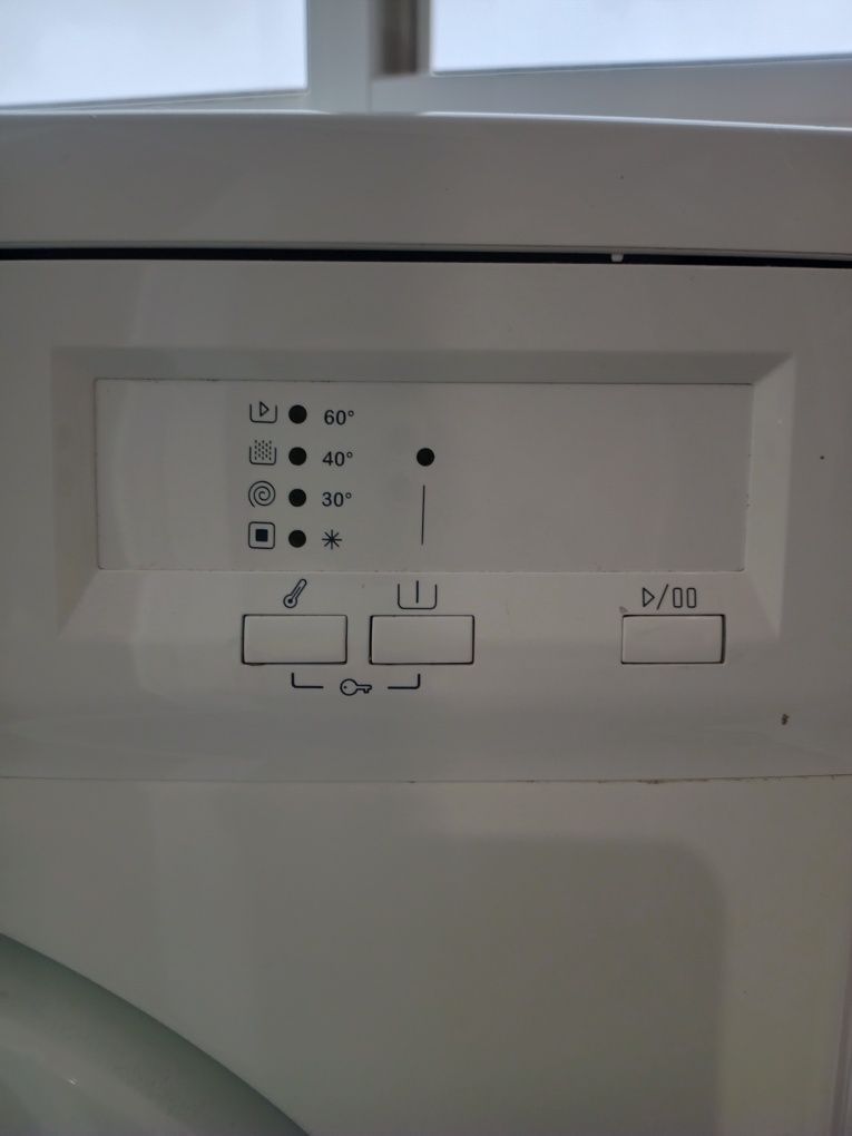 Máquina de lavar roupa