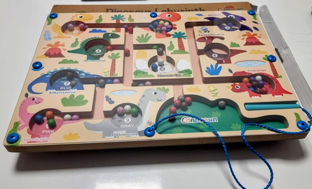 Tablica Montesori magnetyczna.