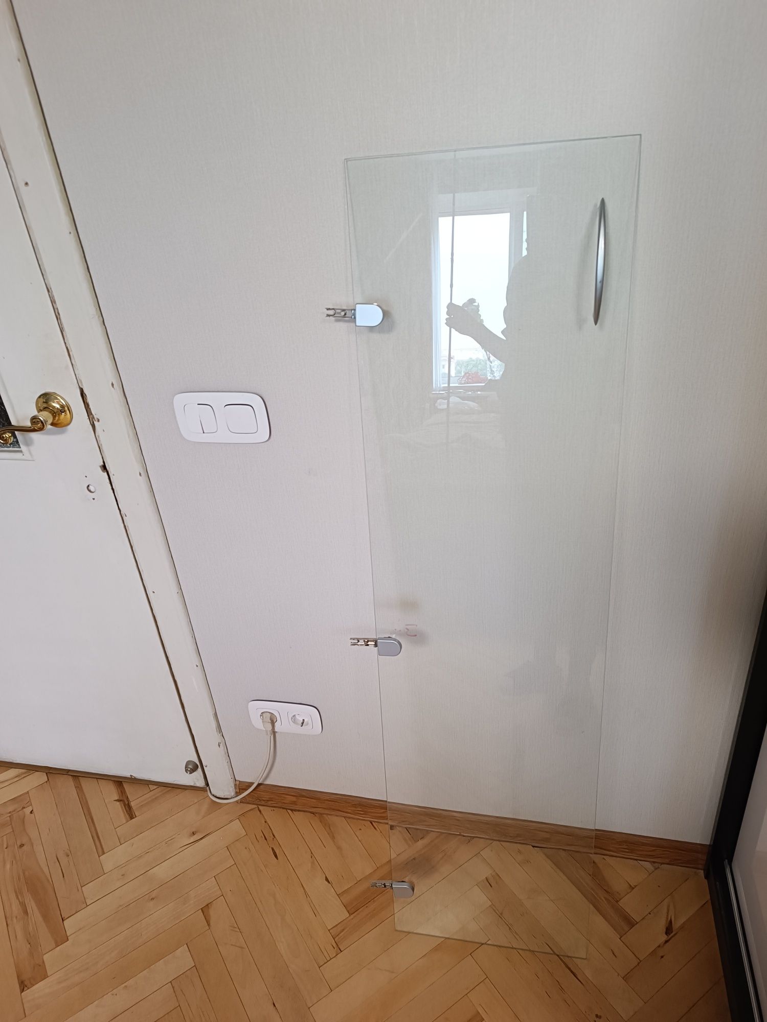 Стеклянные двери для шкафа